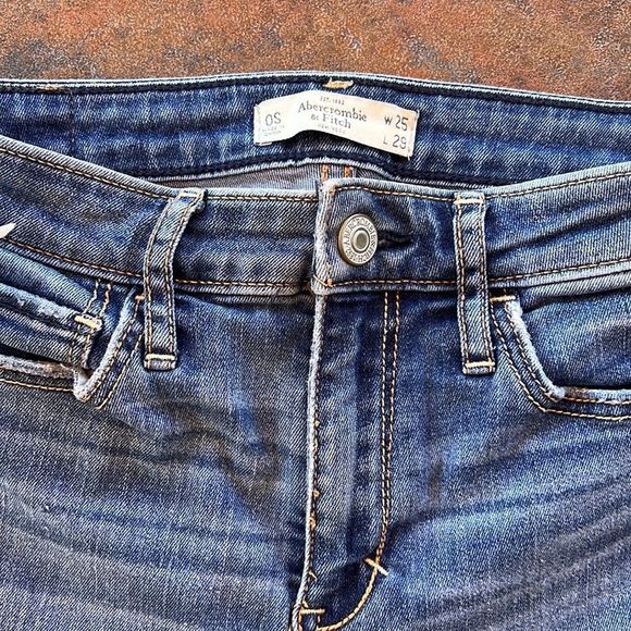 abercrombie & fitch high rise jeans ☀️ - Picture 2 of 8